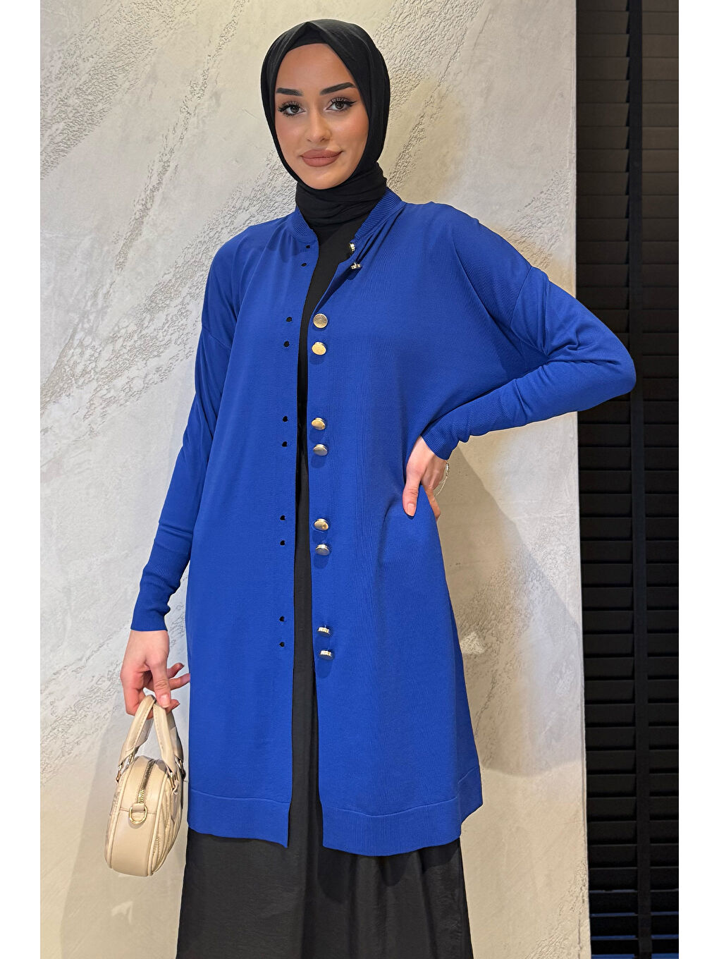 Mavi Kadın Gold Düğme Detaylı Tesettür Triko Hırka-2