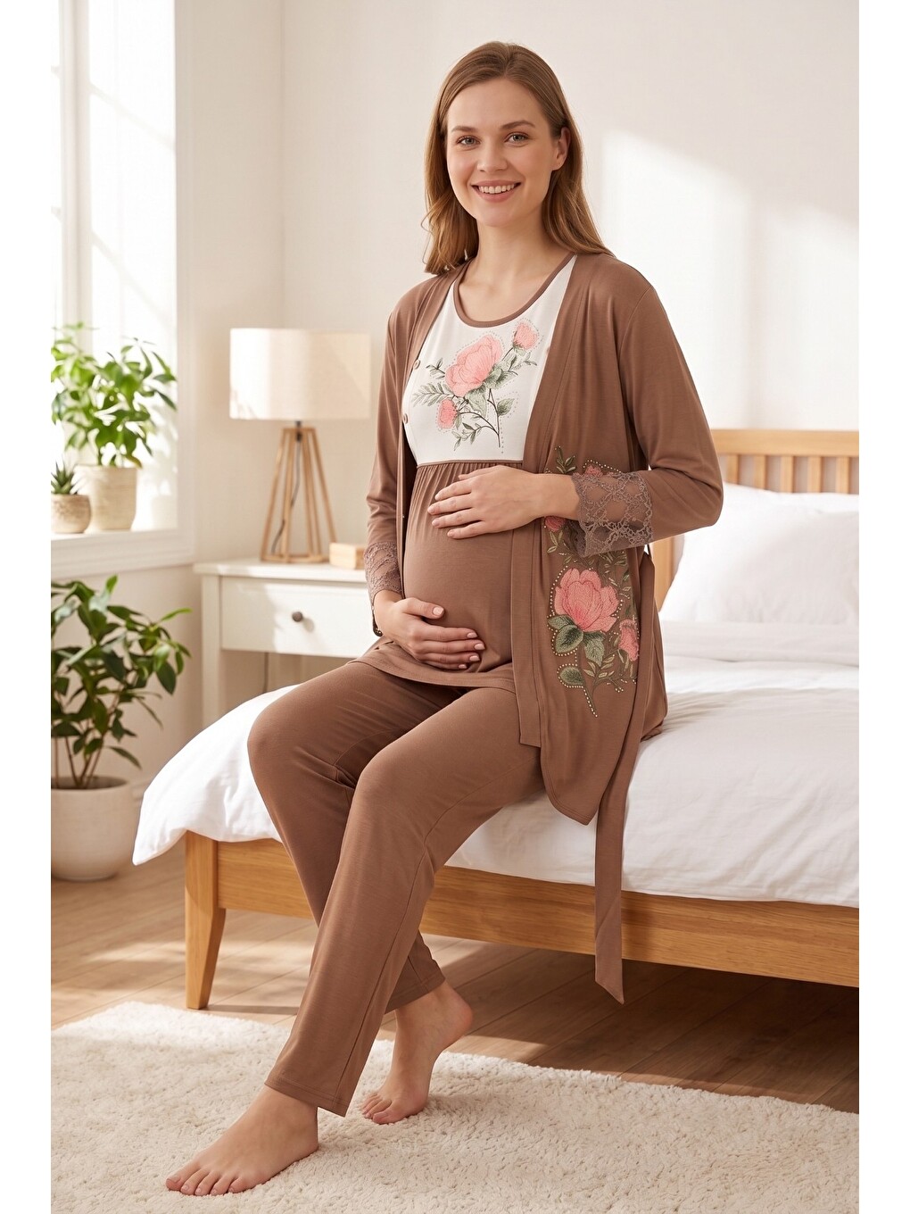 Kahverengi Rosette Çiçek Desenli Dantel Detaylı Sabahlıklı Hamile Ve Lohusa Pijama Takımı-6