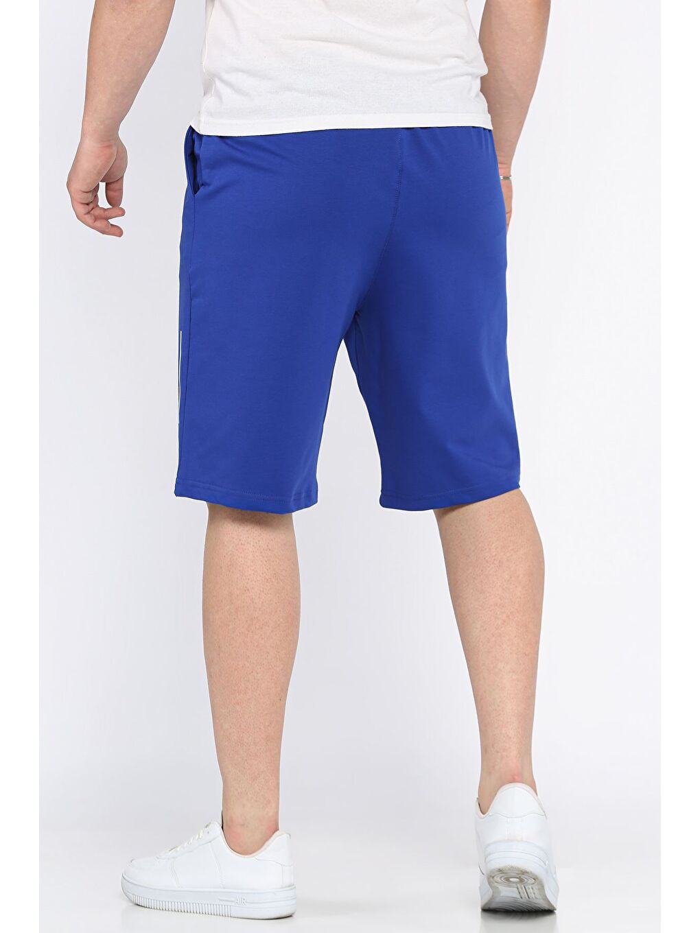 Mavi Erkek Bel Lastikli Şerit Detaylı Cepli Şort-2