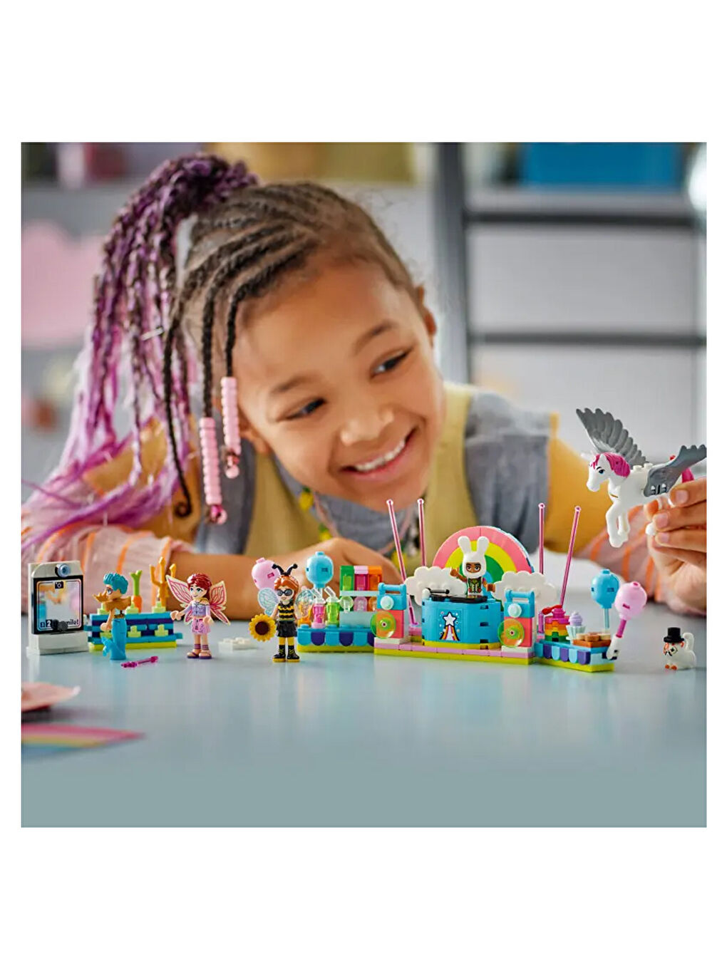 Friends Tek Boynuzlu At ve Peri ile Kostüm Partisi 42661-8