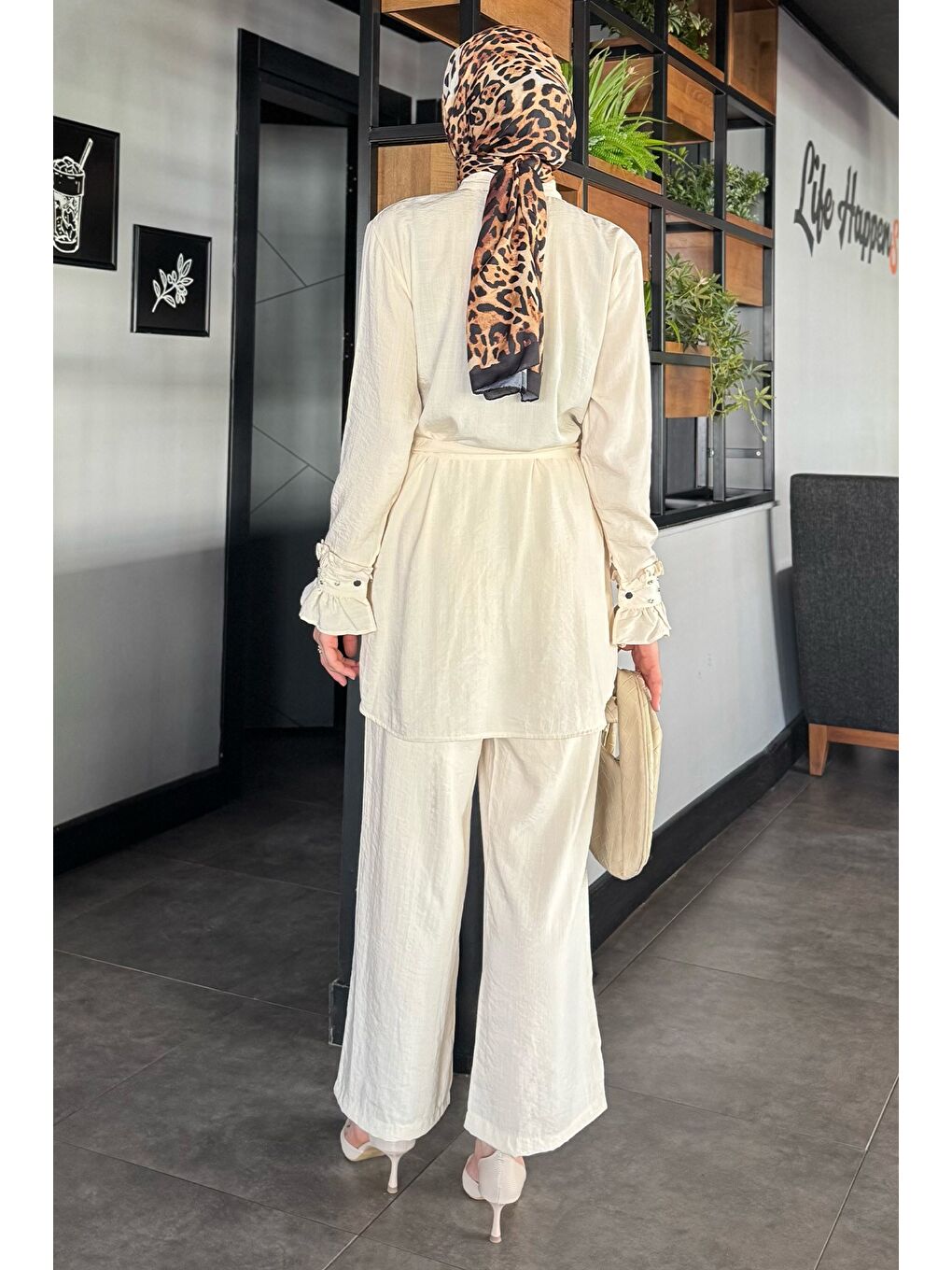 Ekru Tesettür Bel Kuşaklı Taşlı Tunik Pantolon İkili Takım-6