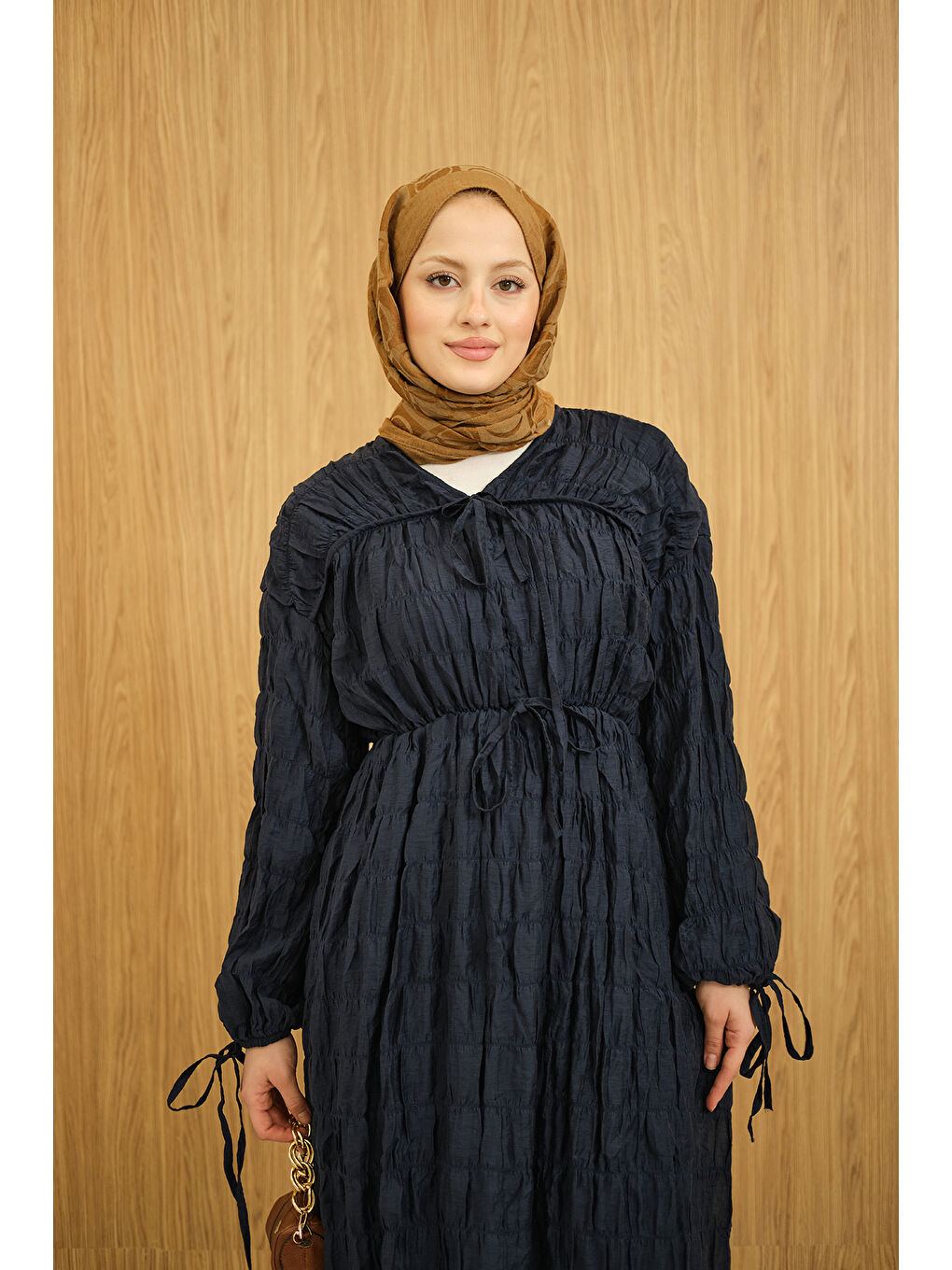 Kadın Büzgü Detay Bağcıklı Elbise Lacivert-2