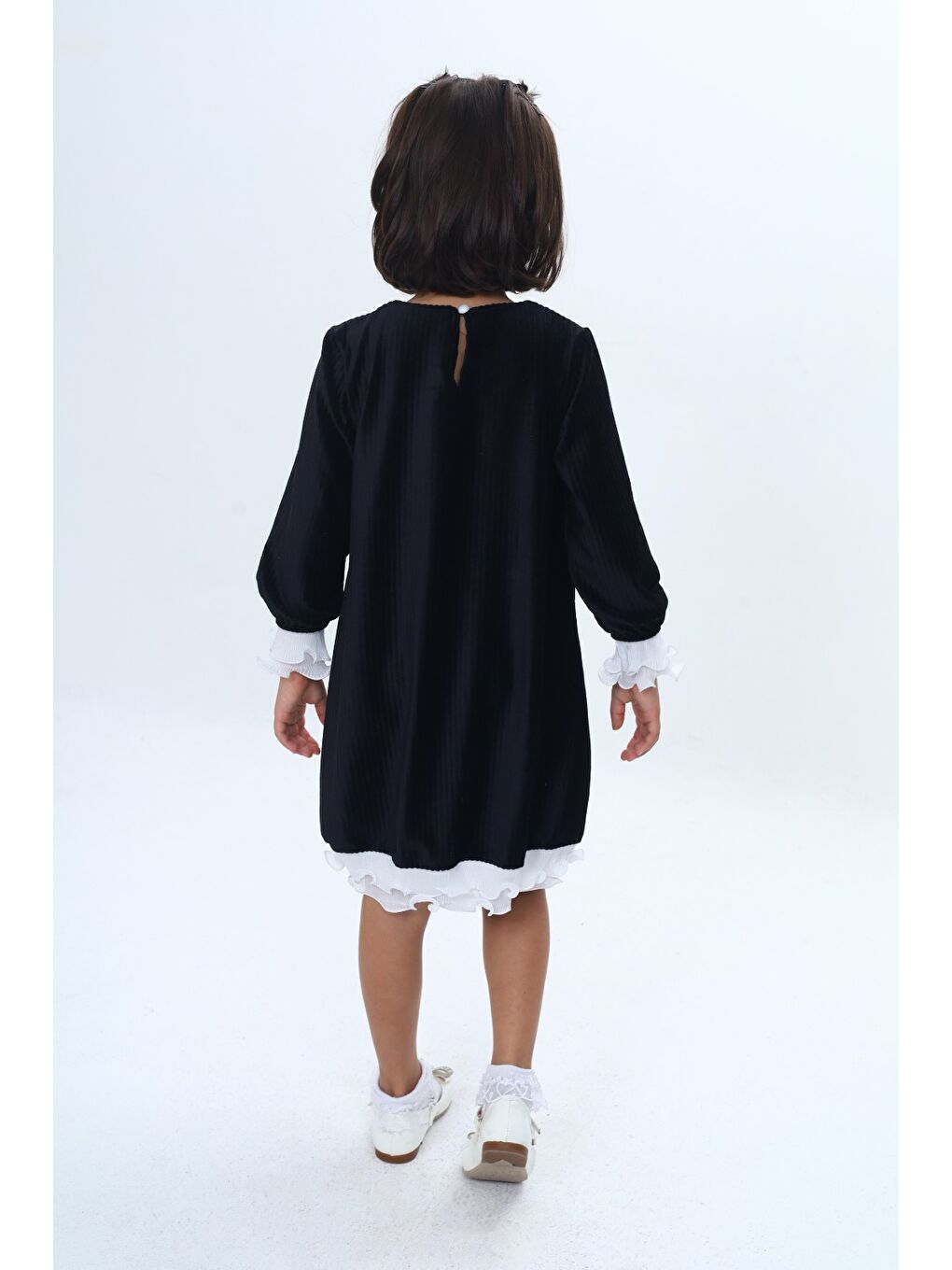 Siyah Kız Çocuk Kadife Fırfır Detaylı Elbise-8