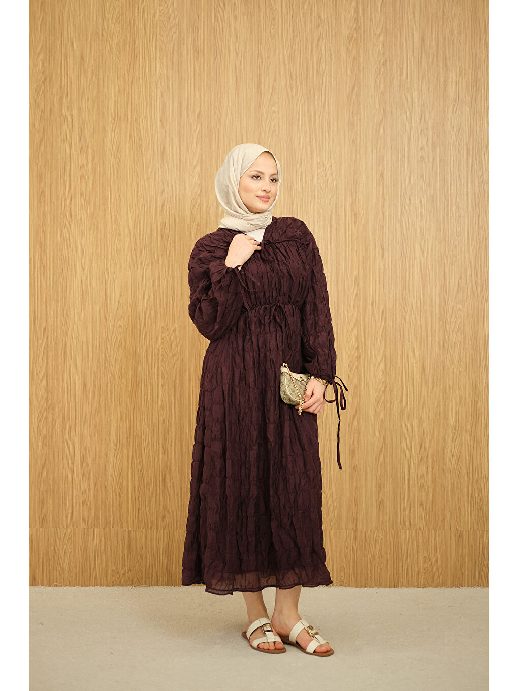 Kadın Büzgü Detay Bağcıklı Elbise Bordo-4