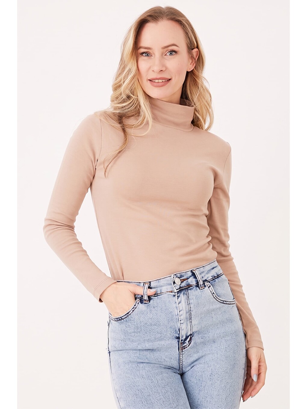Bej Basic Balıkçı Yaka Bluz-1