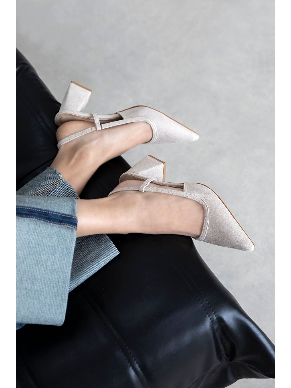 Karla Kadın Topuklu Süet  Ayakkabı Bej-1