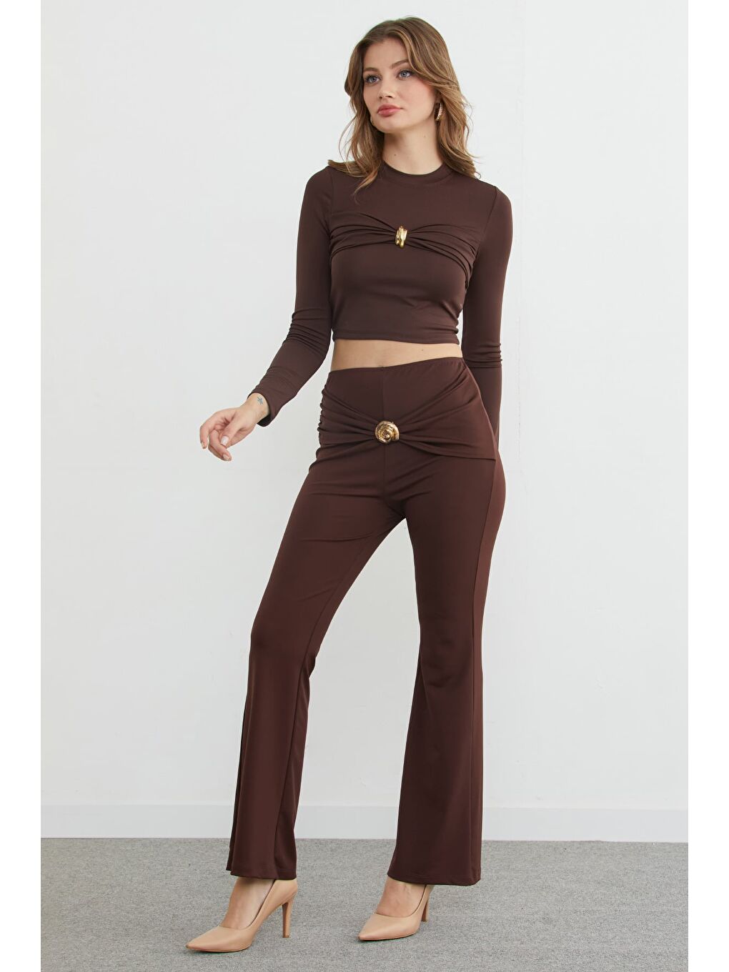 Kahverengi Kemer Aksesuarlı Dalgıç Kumaş Flare Pantolon-2