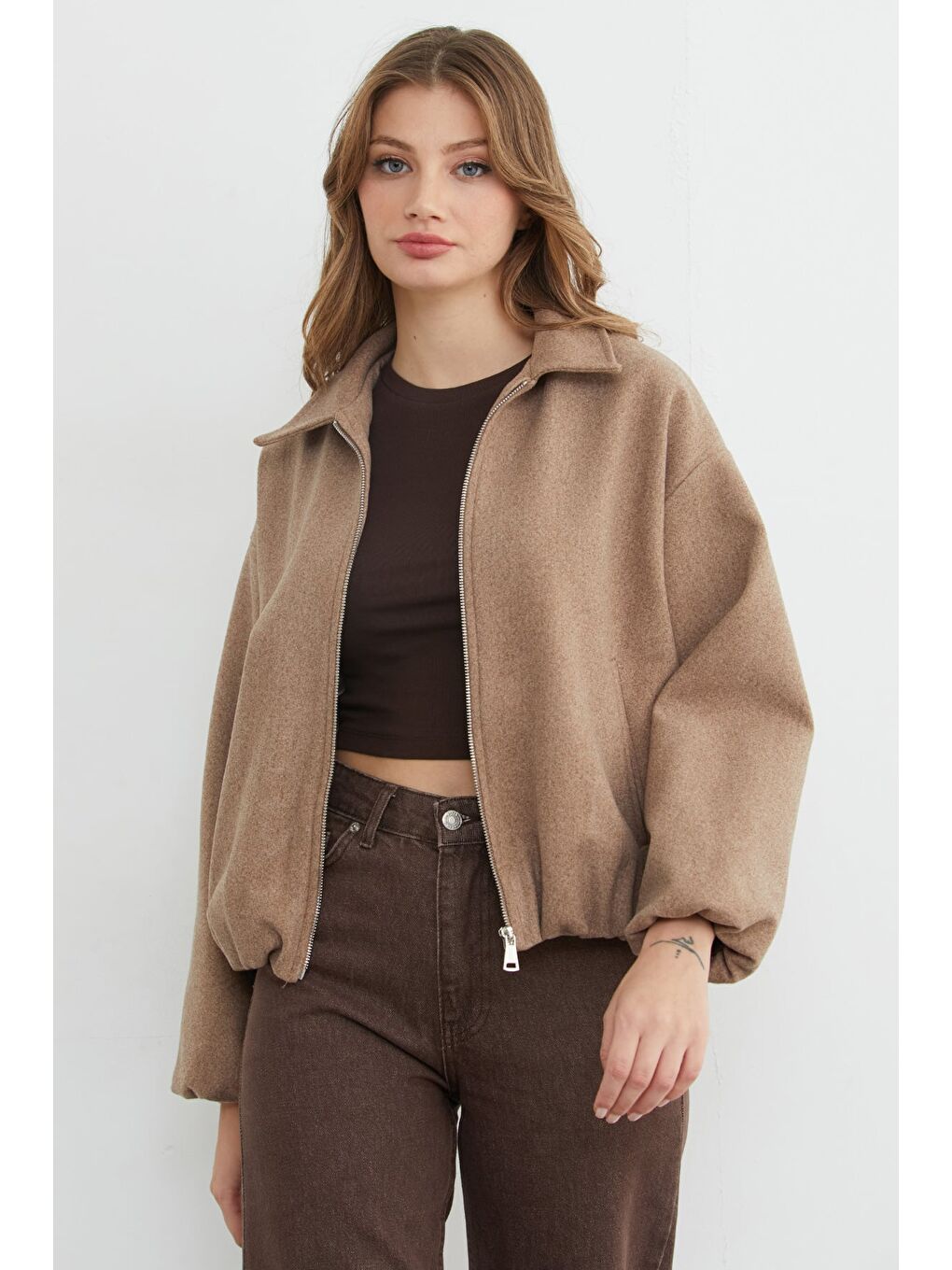 Bej Fermuarlı Cepli Polo Yaka Kaşe Bomber Mont-2