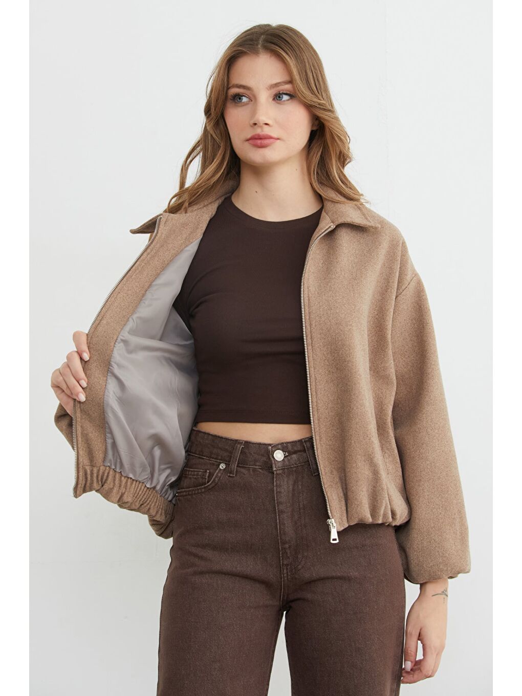 Bej Fermuarlı Cepli Polo Yaka Kaşe Bomber Mont-4