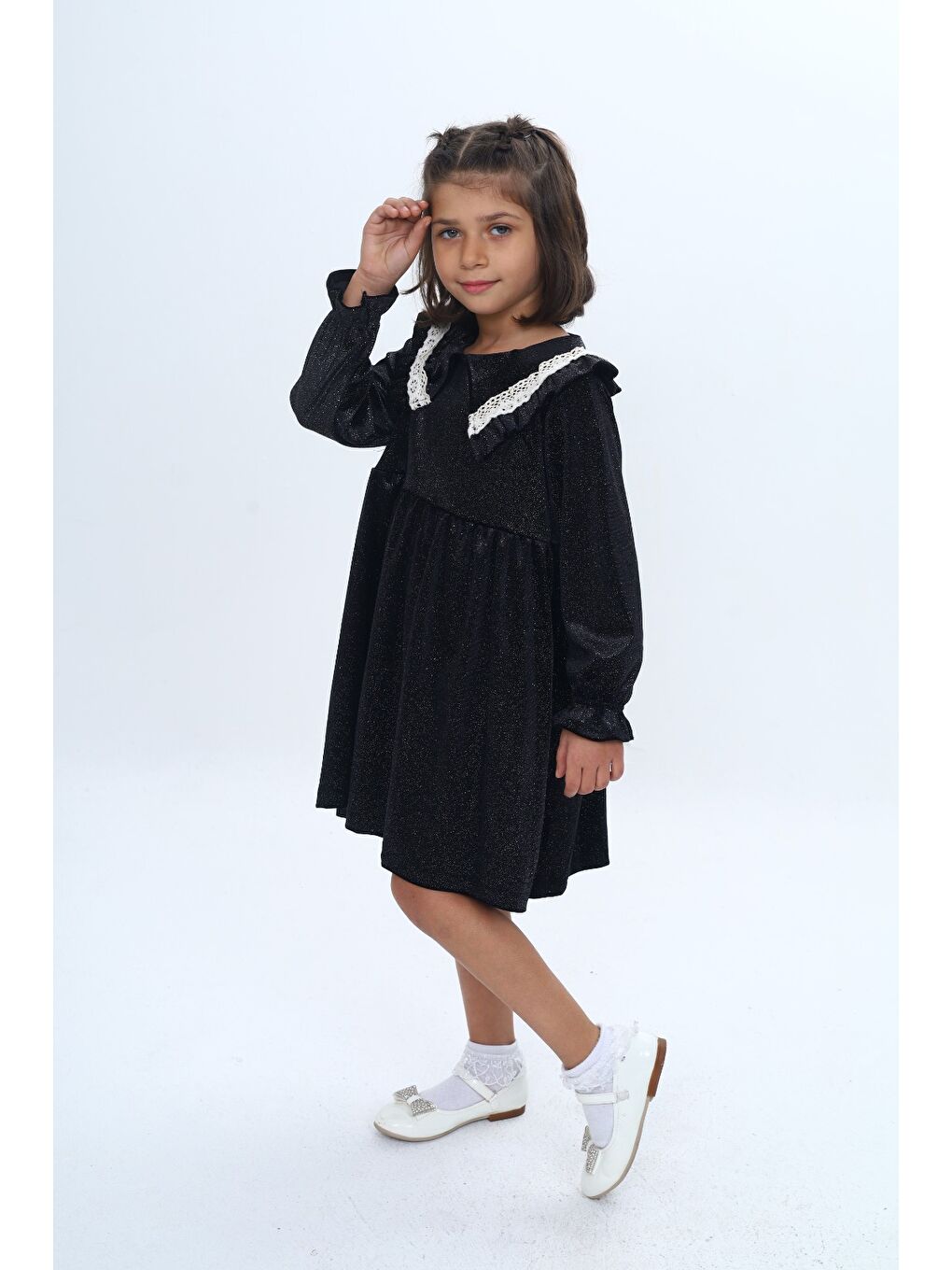 Siyah Kız Çocuk Yaka Detaylı Fırfırlı Elbise-1