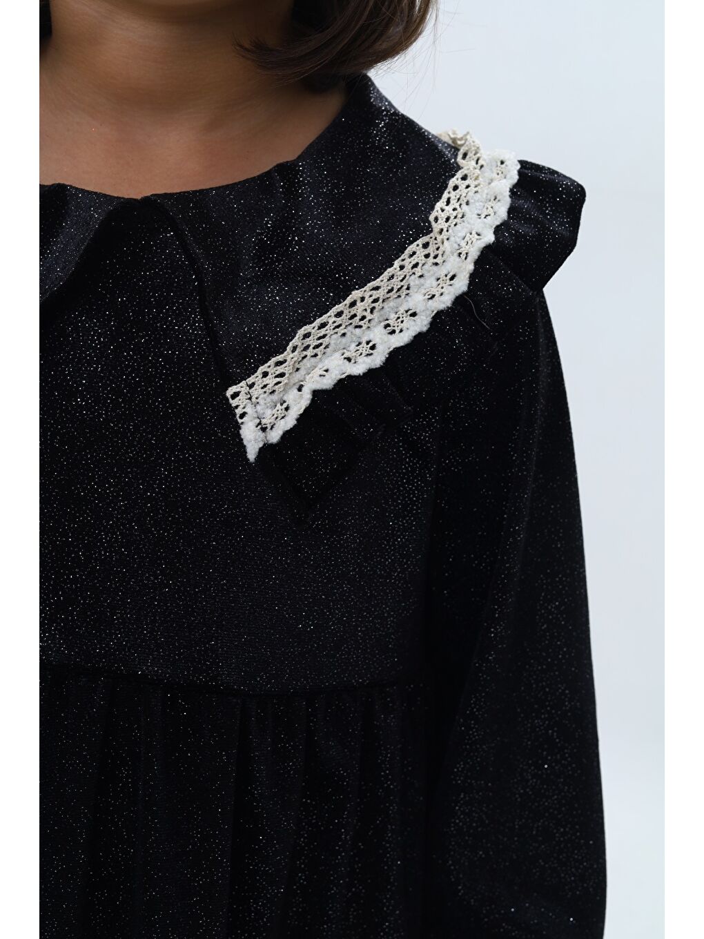 Siyah Kız Çocuk Yaka Detaylı Fırfırlı Elbise-4