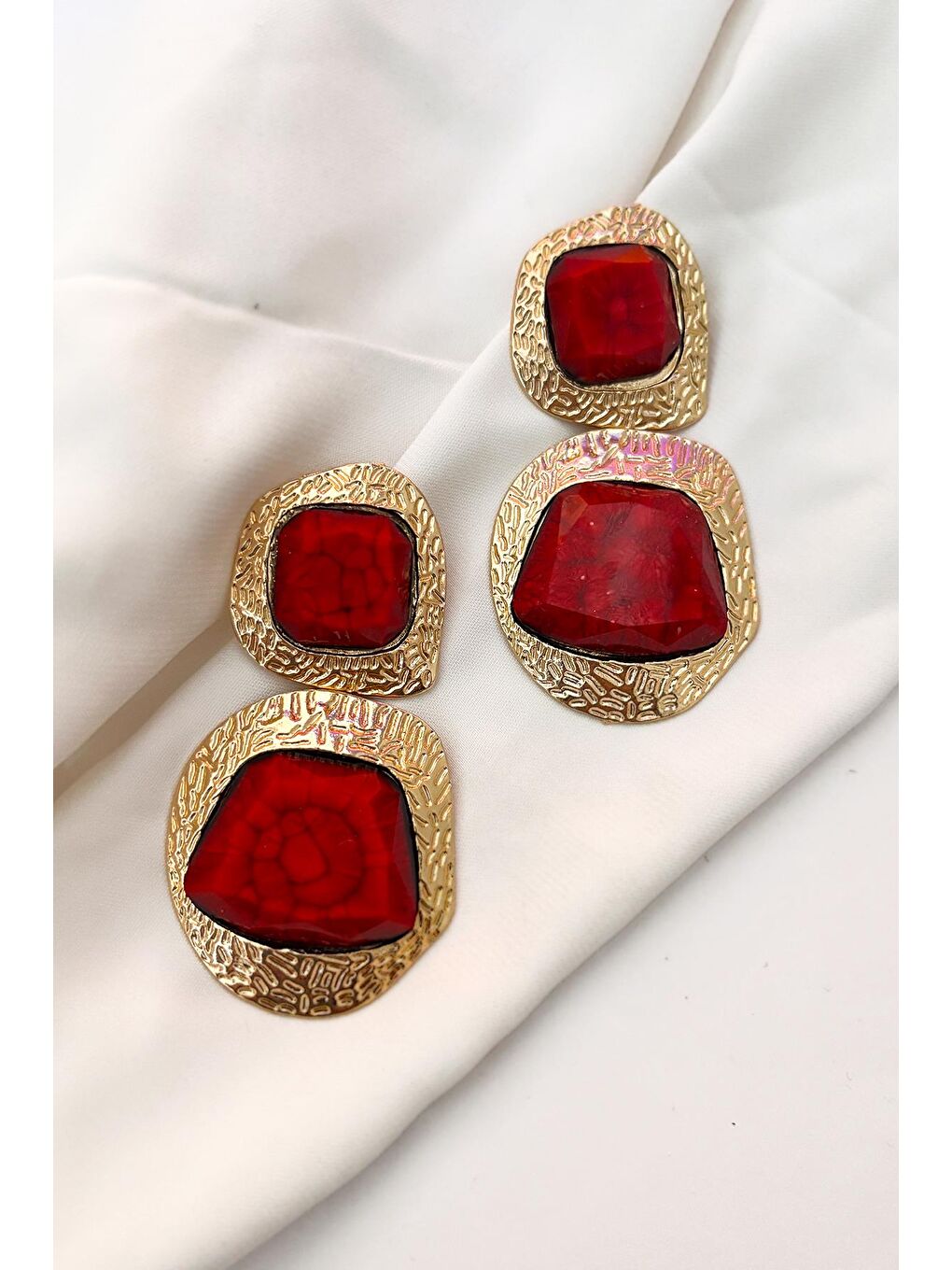 Kare Bordo Sallantılı Kadın Küpe-4