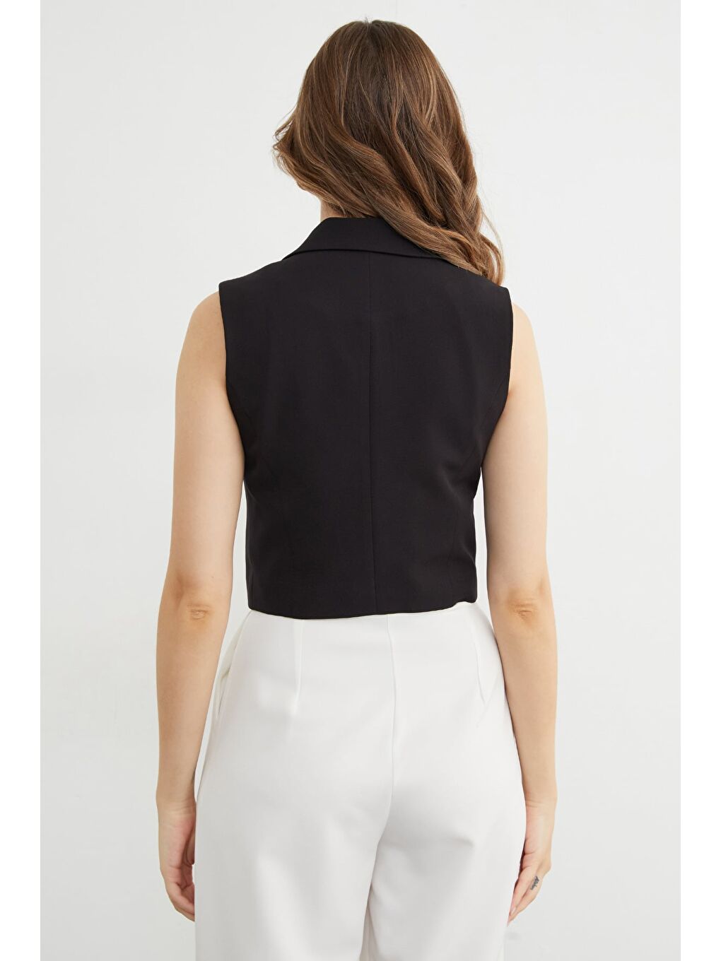 Siyah Düğmeli Kruvaze Yaka Yelek-4