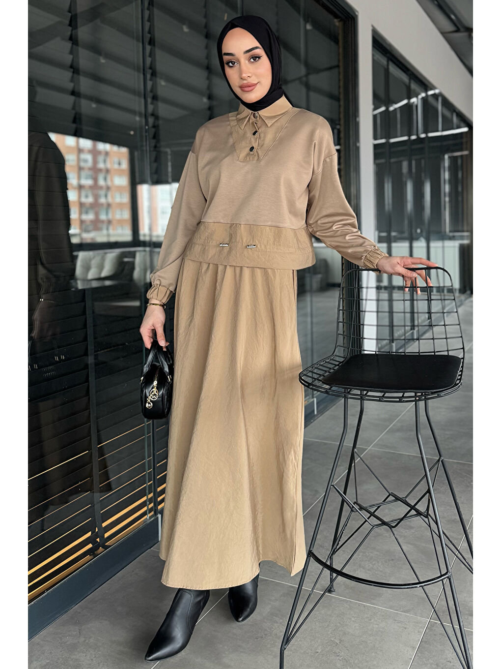 Bej Bel Lastikli Paraşüt Garnili Yaka Çıtçıt Detaylı Bluz Etek Tesettür İkili Takım-2