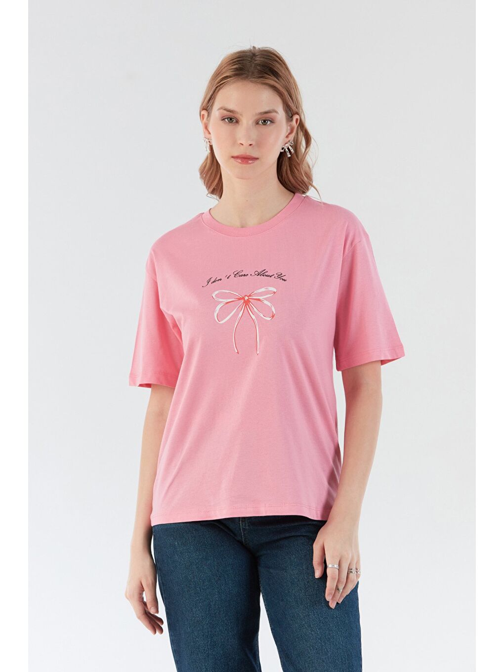 Pembe Kurdele Ve Yazı Baskılı Oversize Tişört