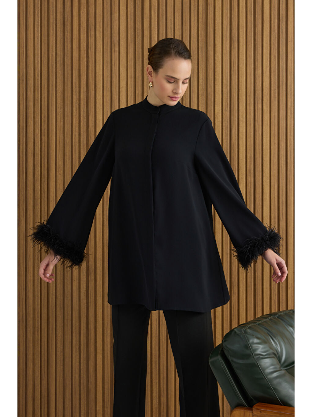 Siyah Şerit Tüylü Tunik
