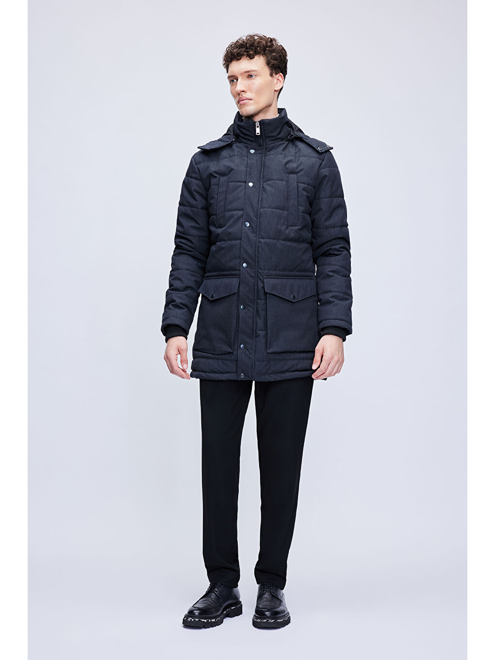 Siyah Dinamit Fit Hakim Yaka Desenli Kapitone Uzun Kapüşonlu Mont-1