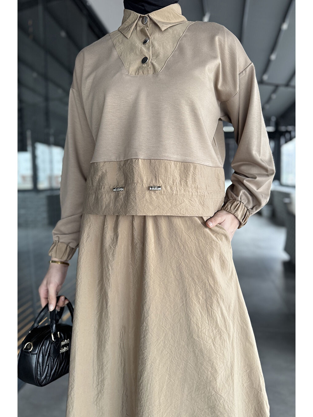 Bej Bel Lastikli Paraşüt Garnili Yaka Çıtçıt Detaylı Bluz Etek Tesettür İkili Takım-7