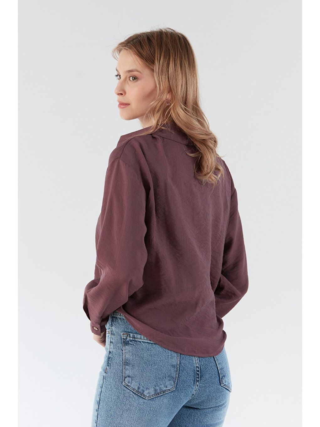 Pembe Basic Body Detaylı Kolyeli Gömlek-2