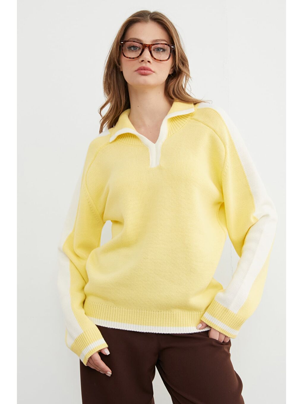 Sarı Şeritli Polo Yaka Salaş Triko Kazak