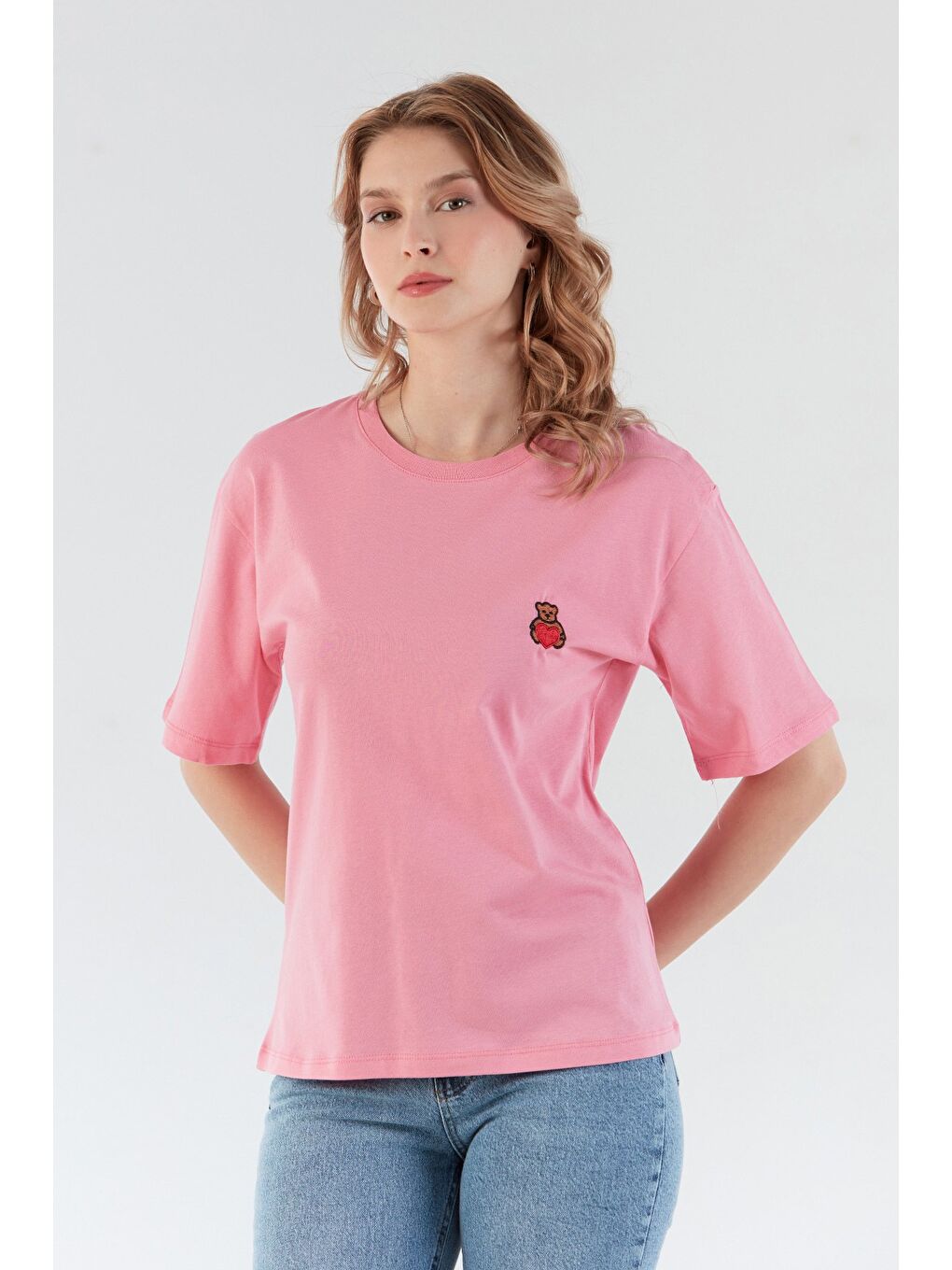 Pembe Ayıcık Nakışlı Bisiklet Yaka Tişört