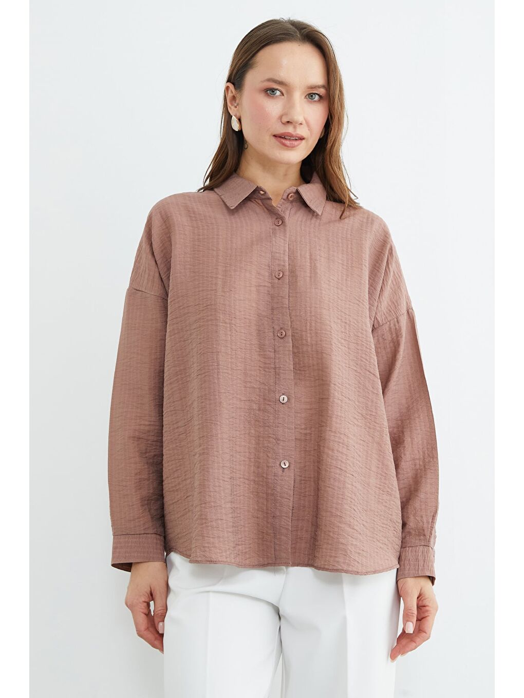 Kahverengi Basic Düğmeli Krinkıl Gömlek-2