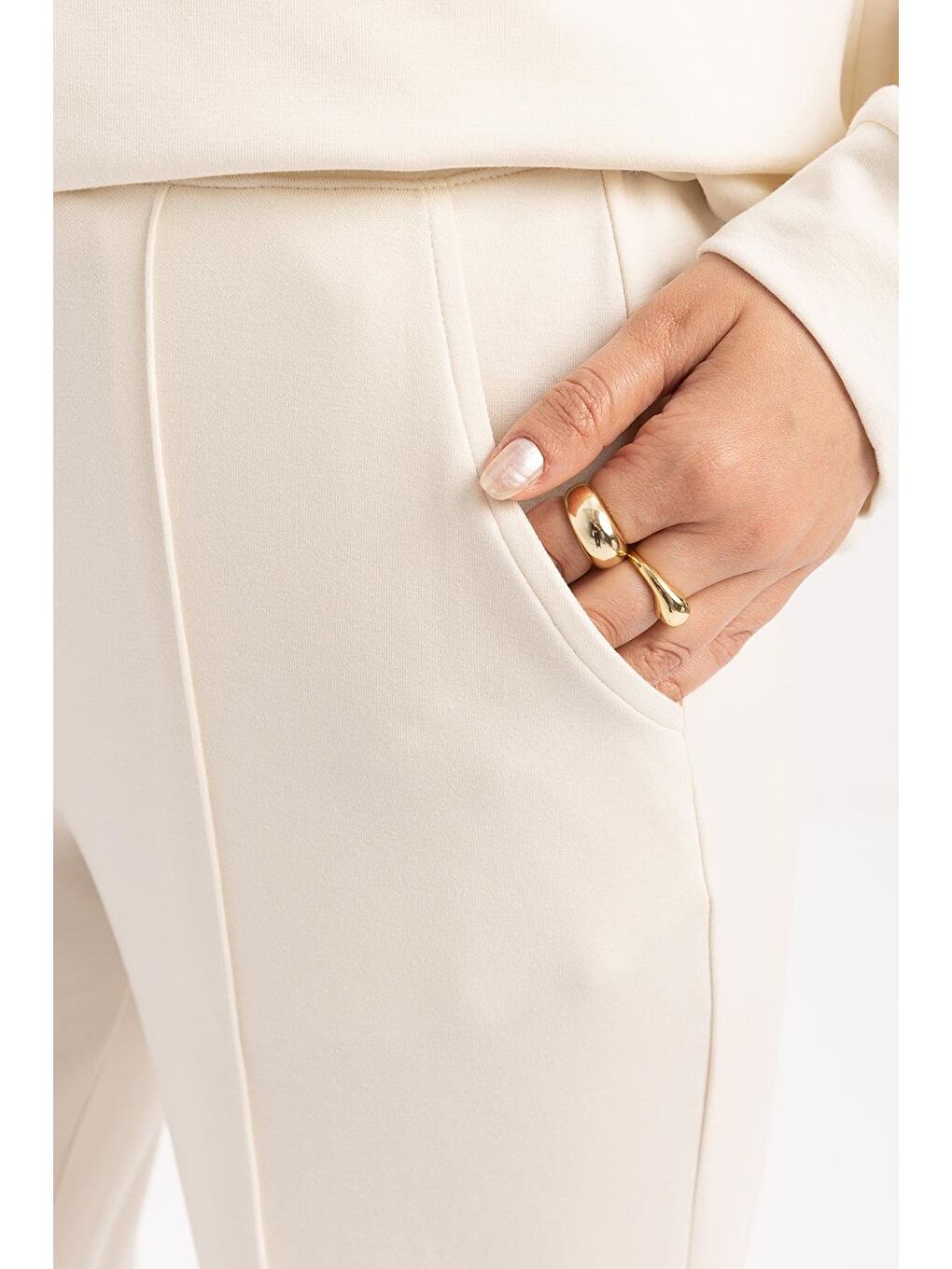 Ekru-Bol Paça Yırtmaçlı Elastanlı Örme Pantolon-4