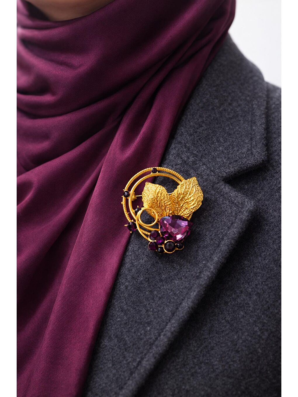 Sarı Granatist Gold Yaprak Kadın Broş Yaka İğnesi