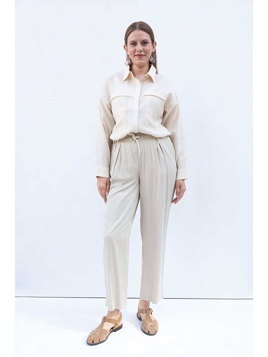 Yeşil Defne-Beli Lastikli Geniş Paça Pantolon