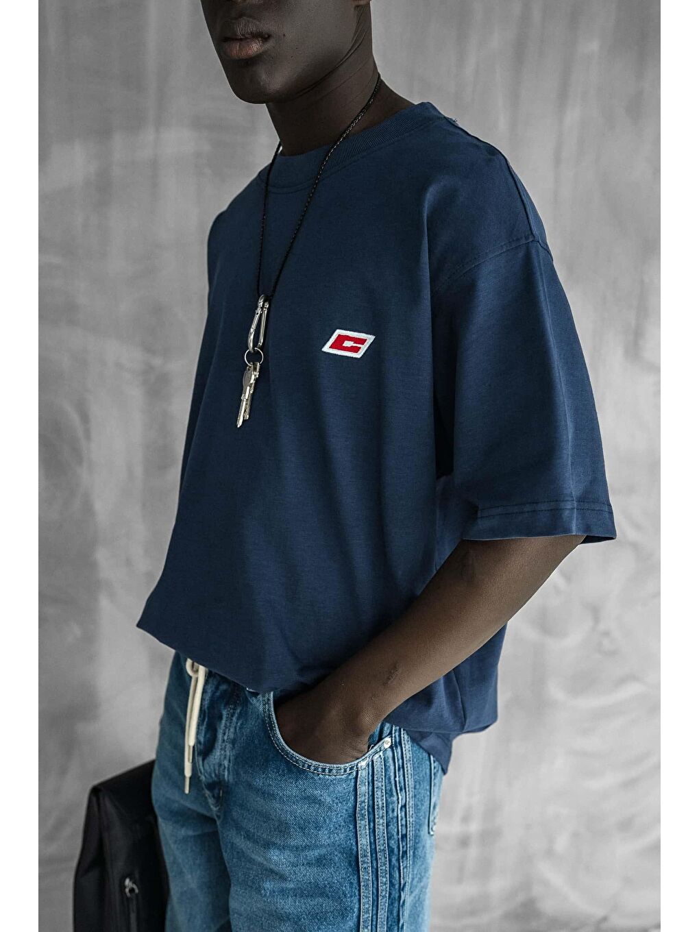 Erkek Oversize Nakışlı Tişört Mavi-1