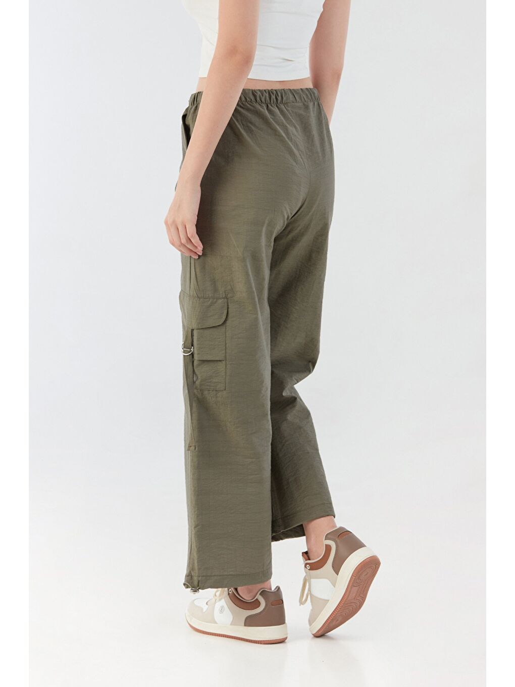 Haki Beli Lastikli Paraşüt Kumaş Pantolon-1