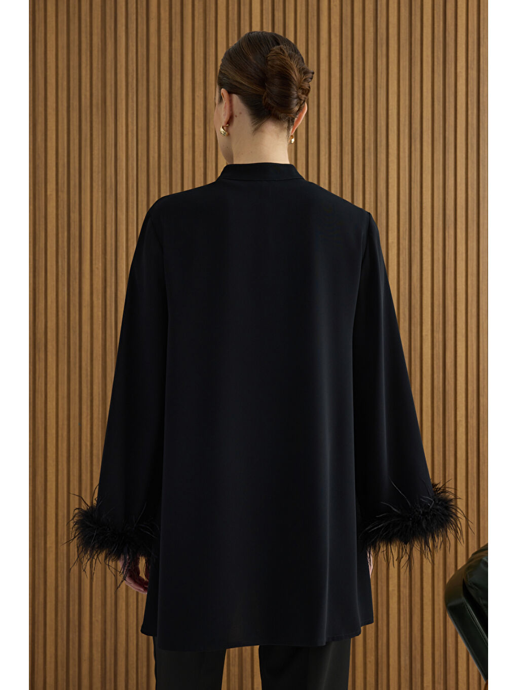 Siyah Şerit Tüylü Tunik-5