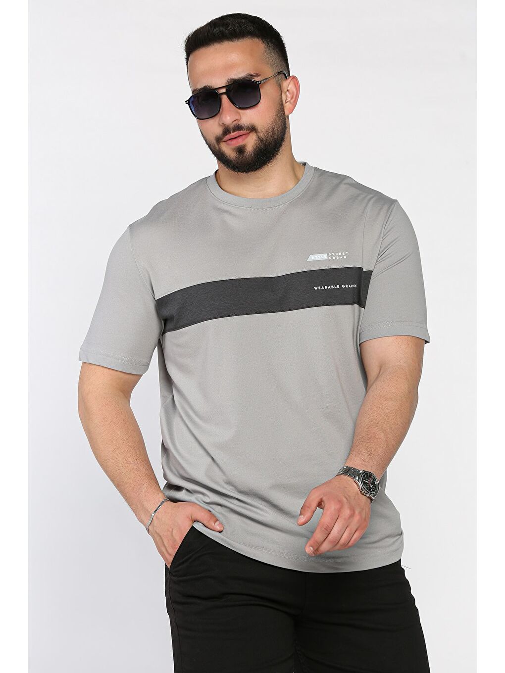 Gri Erkek Bisiklet Yaka Baskılı Tişört-1