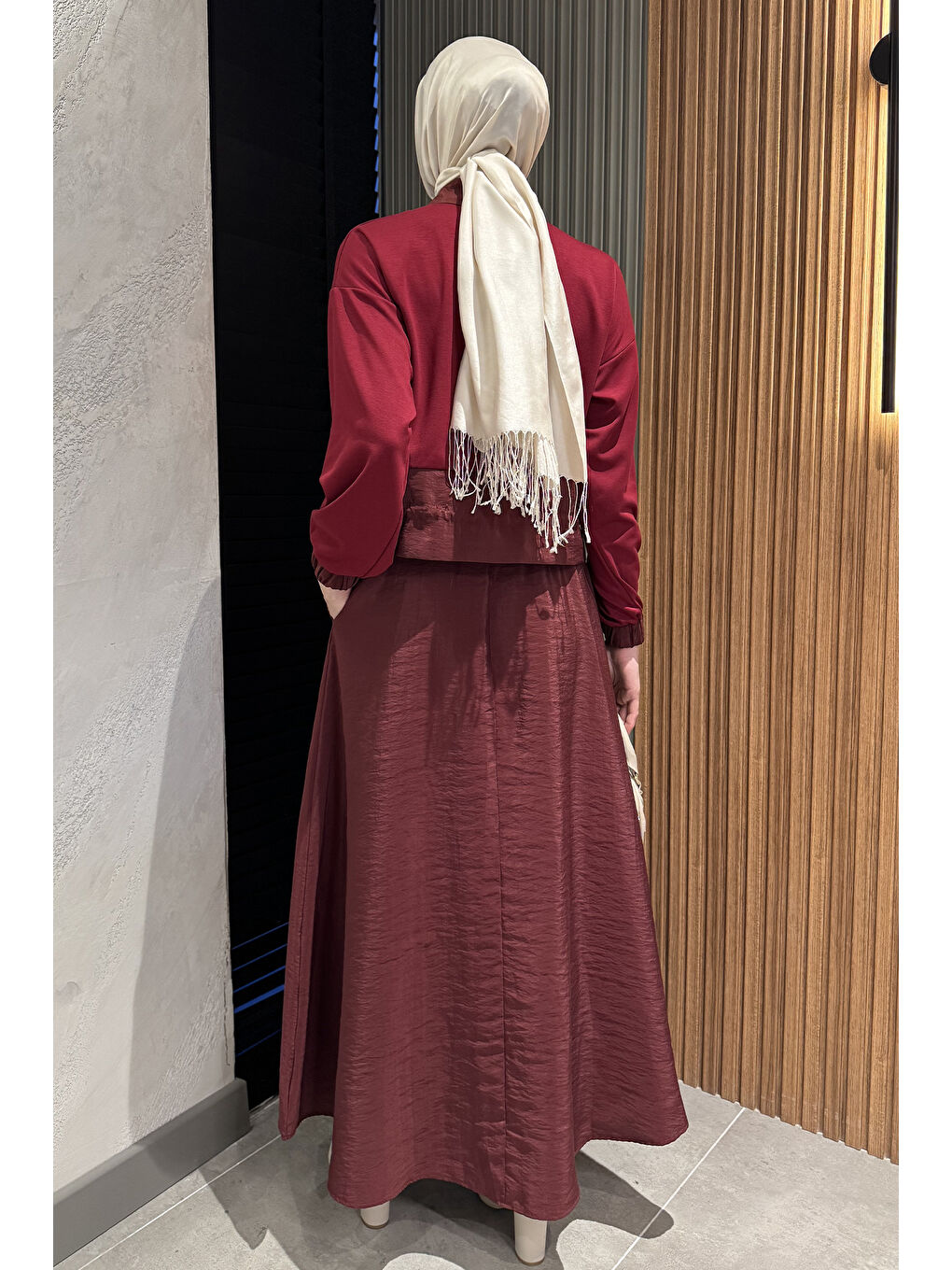 Bordo Bel Lastikli Paraşüt Garnili Yaka Çıtçıt Detaylı Bluz Etek Tesettür İkili Takım-6