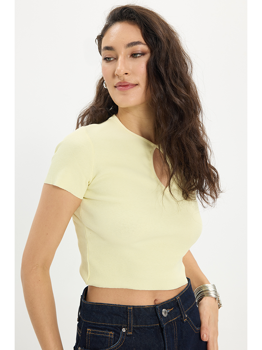 Kadın Slim Fit Dar Kesim %100 Pamuk Kısa Kollu Bisiklet Yaka Yeşil Crop-3