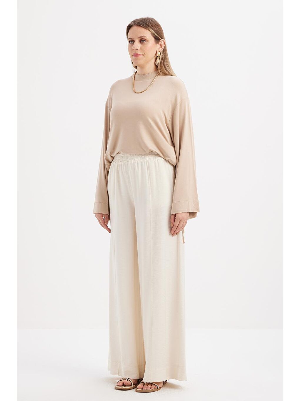 Ekru-Beli Lastikli Geniş Paça Pantolon-1
