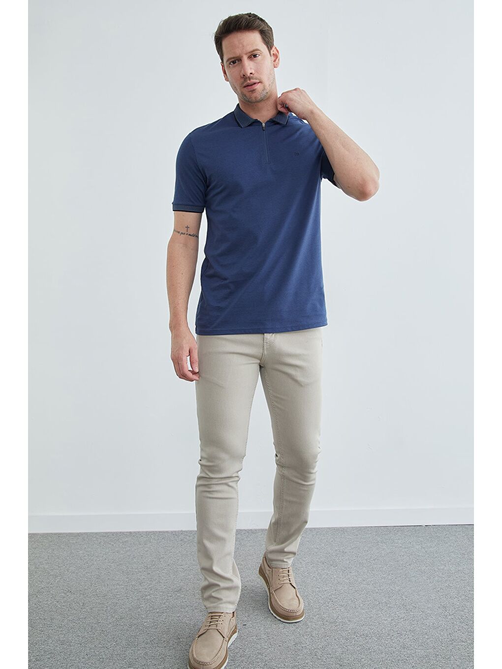 İndigo Yarım Fermuarlı Polo Yaka Tişört-4