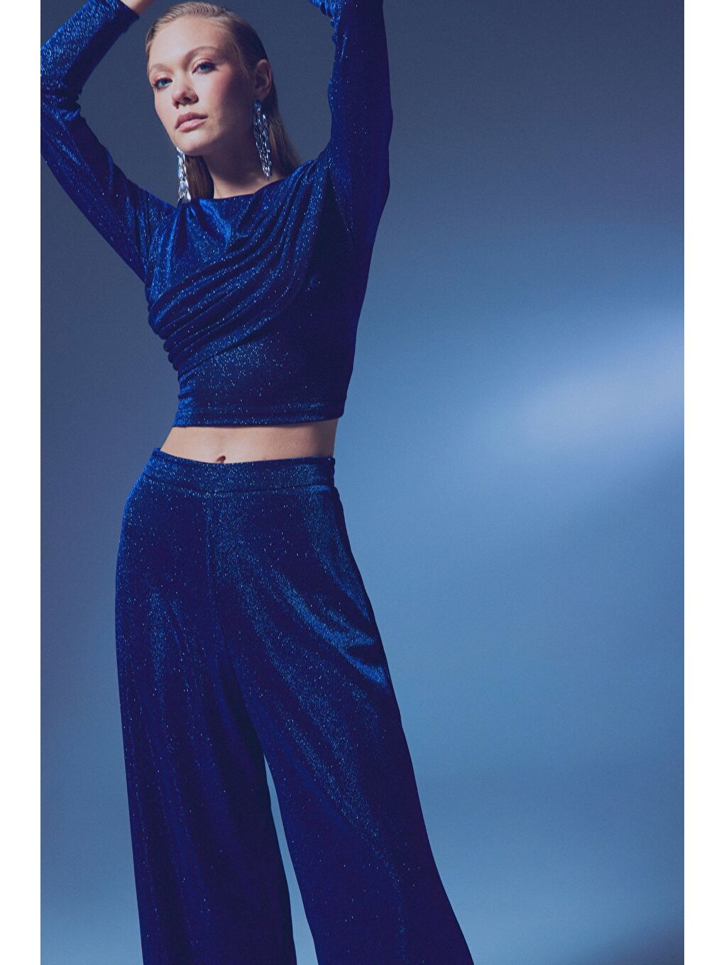 Büzgü Detaylı Simli Bluz - Sax Mavi-2