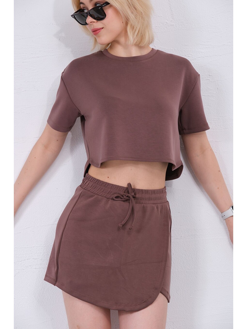 Kahverengi Modal Karışımlı Çift Görünümlü Şort Etek – Beli Lastikli Ve Bağcıklı, Örme Kadın Skort @treviso-1