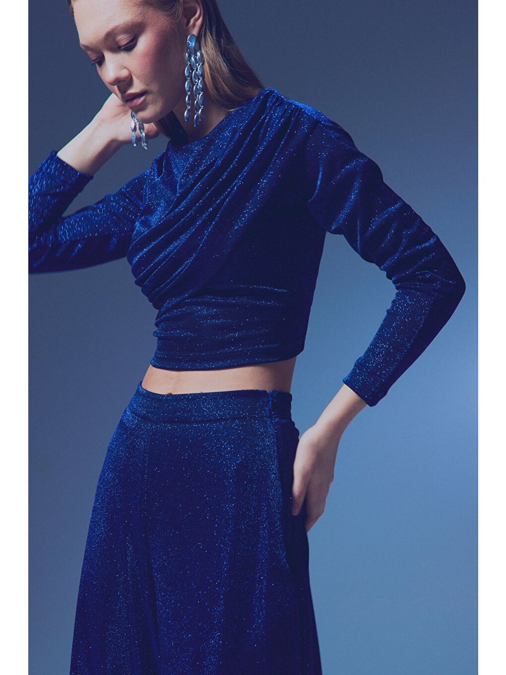 Büzgü Detaylı Simli Bluz - Sax Mavi-4