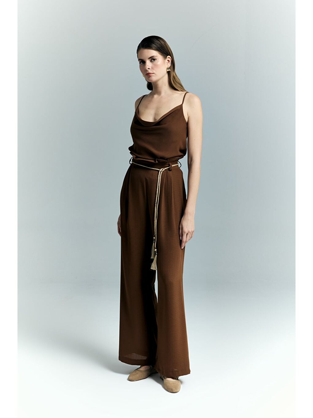 Kahverengi Kemer Detaylı Pantolon - Kahve