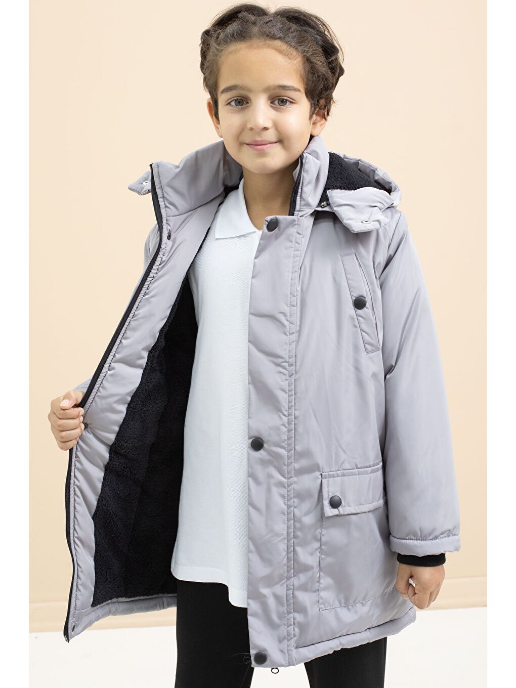 Gri İçi Kürklü Çıtçıtlı Cepli Uzun Kesim Erkek Çocuk Kapüşonlu Şişme Mont 21448-1
