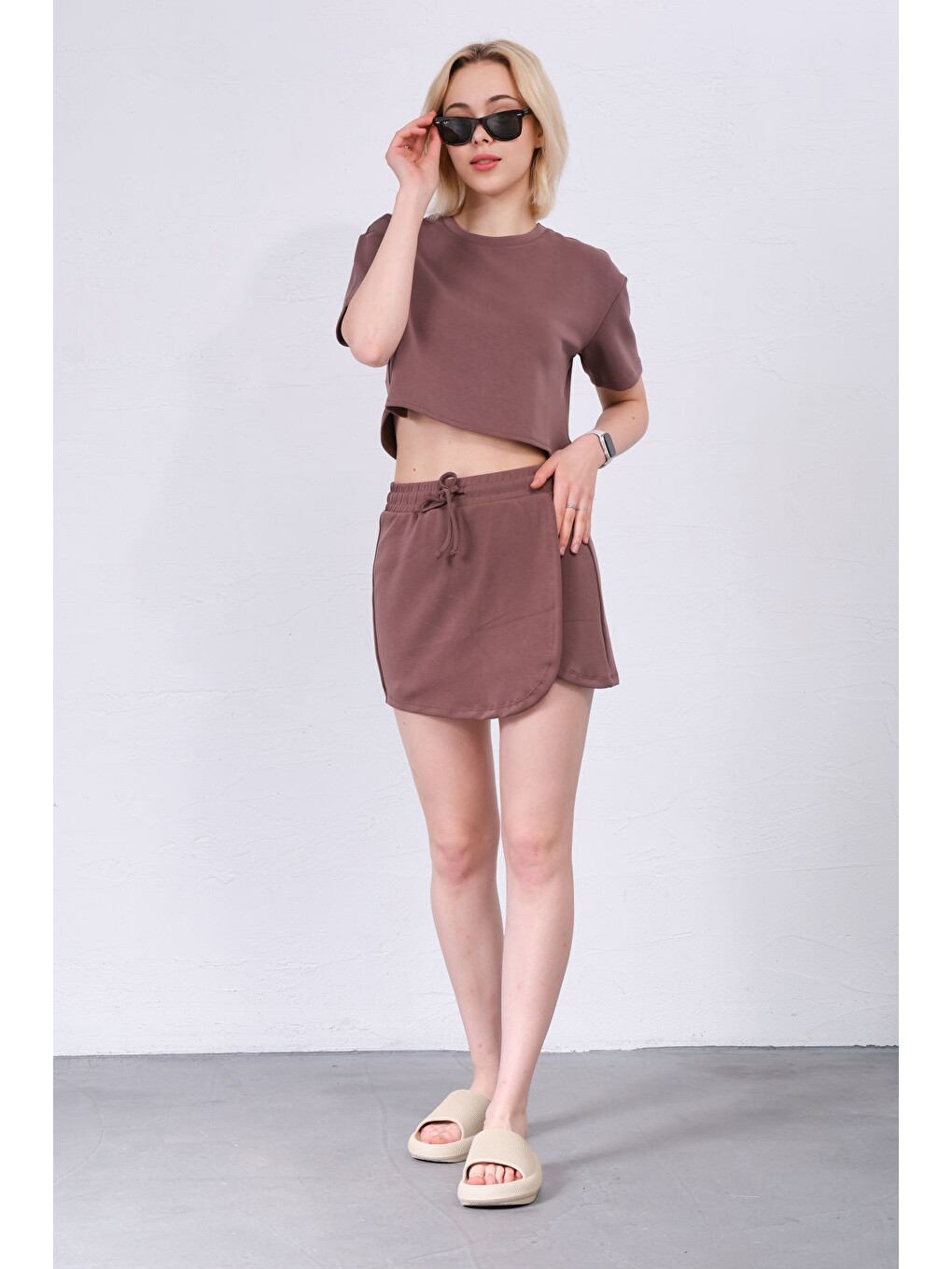 Kahverengi Modal Karışımlı Çift Görünümlü Şort Etek – Beli Lastikli Ve Bağcıklı, Örme Kadın Skort @treviso-7