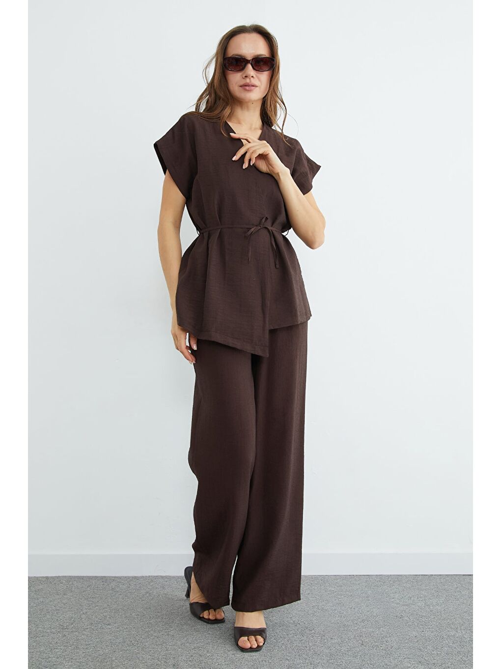 Kahverengi Beli Bağlamalı Düşük Kol Yelekli Krinkıl 2 Li Takım-2