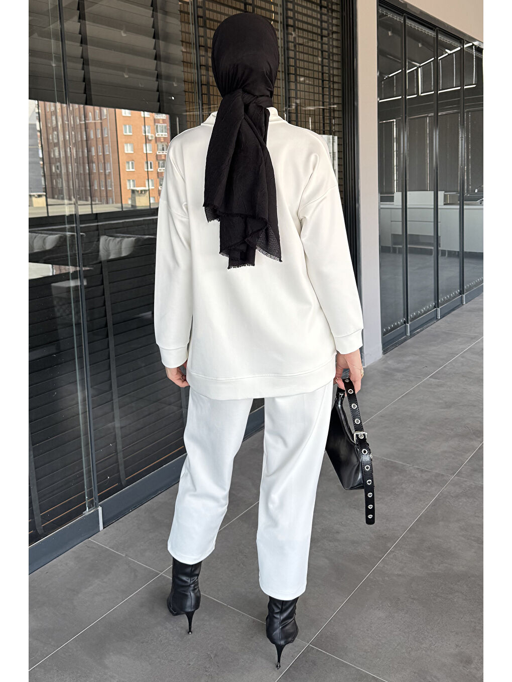 Ekru Taş Detaylı Çıtçıt Detaylı Tunik Pantolon Tesettür İkili Takım-6