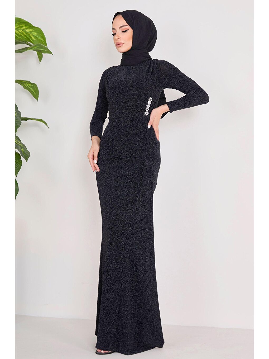 Bisiklet Yaka Kadın Siyah Abiye Elbise - 23117-1