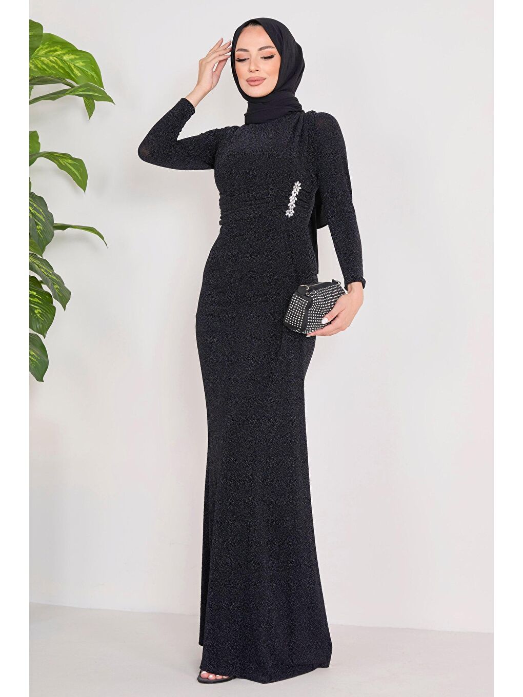 Bisiklet Yaka Kadın Siyah Abiye Elbise - 23117-2