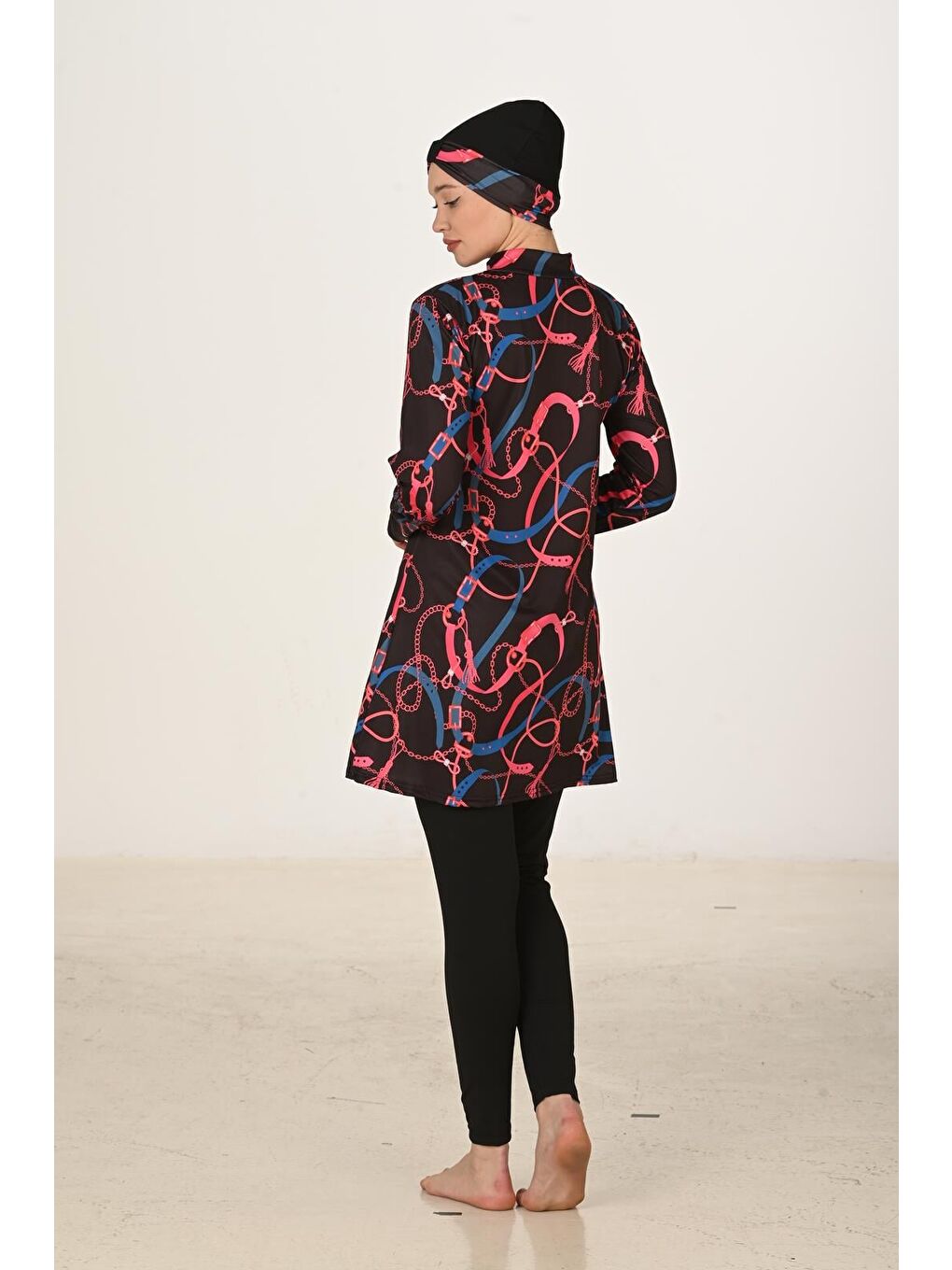 Siyah Tam Kapalı Elastanlı Tesettür Mayo 3408-7