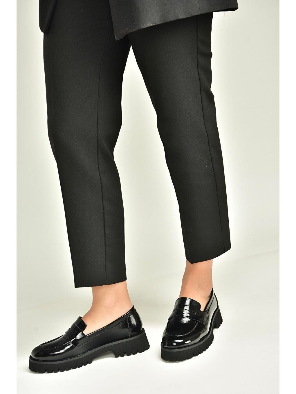 Siyah Kadın Ayakkabı V944086108-4