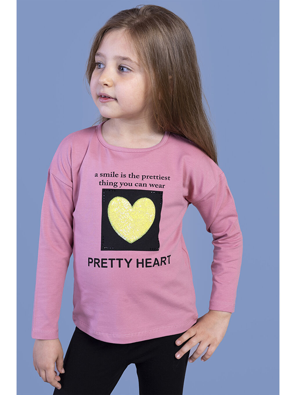 Pembe Kız Çocuk Pul İşlemeli Baskılı Tişört